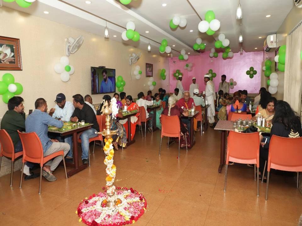 Anand Sagar Inn Bangalore Bagian luar foto